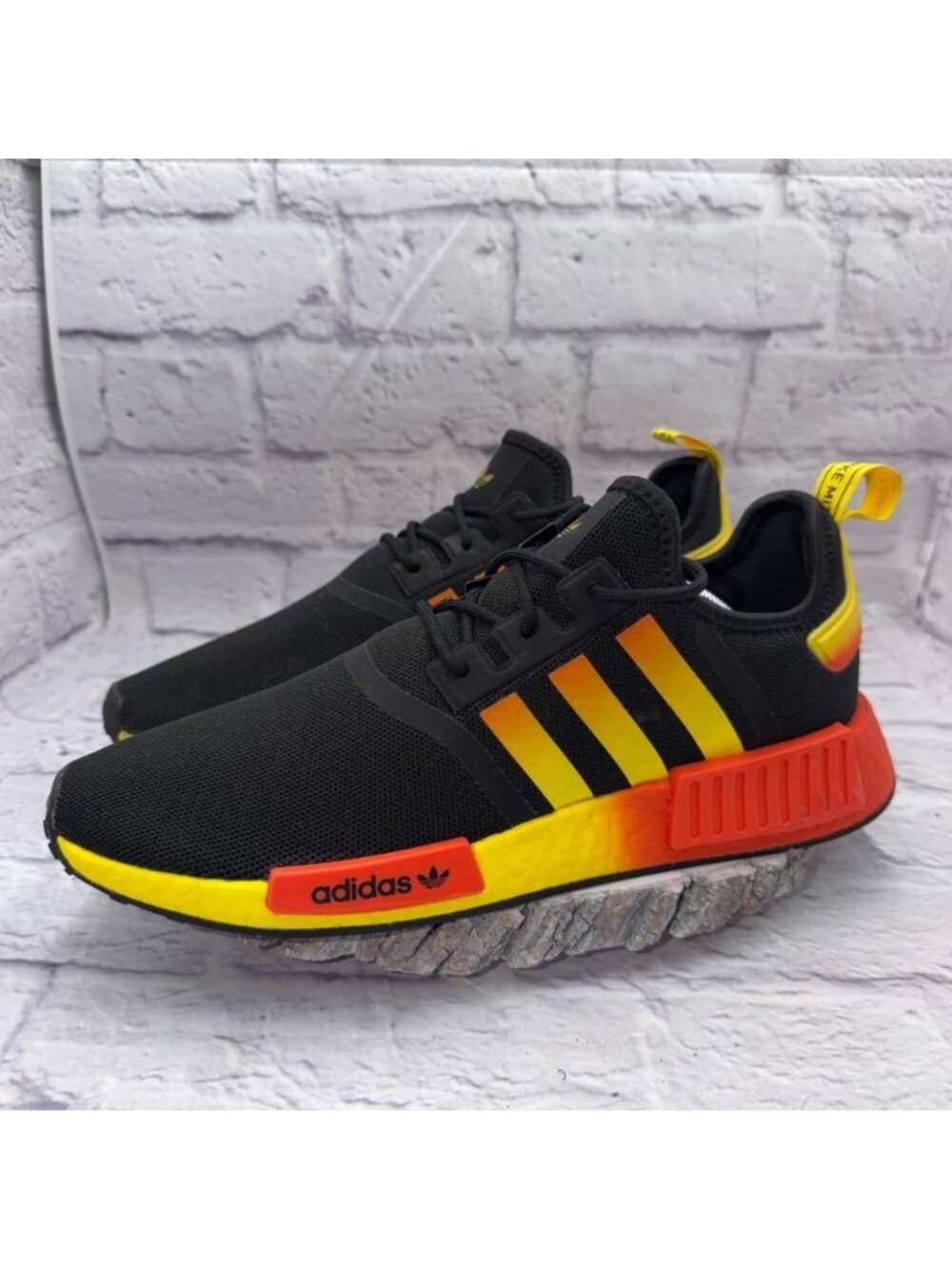 adidas NMD_R1 Men's Lace-Up Low Top Sneakers Black Yellow Size 12 Shoes - Picture 5 of 12